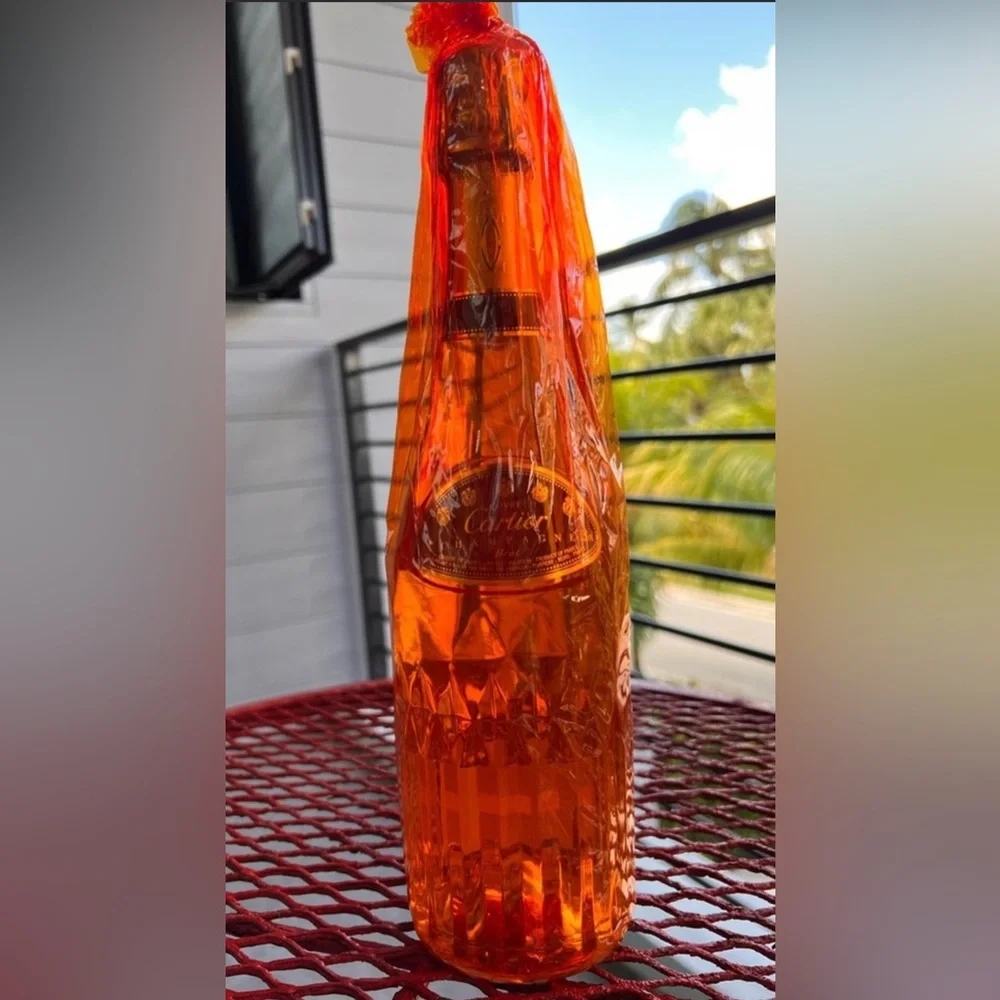 Cuvée Cartier Champagne Brut 赤色ボックス入り Cartier Cuvee Brut - Review : r/Champagne